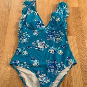 Cupshe swimsuit